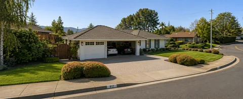 Livorna Estates neighborhood in Walnut Creek